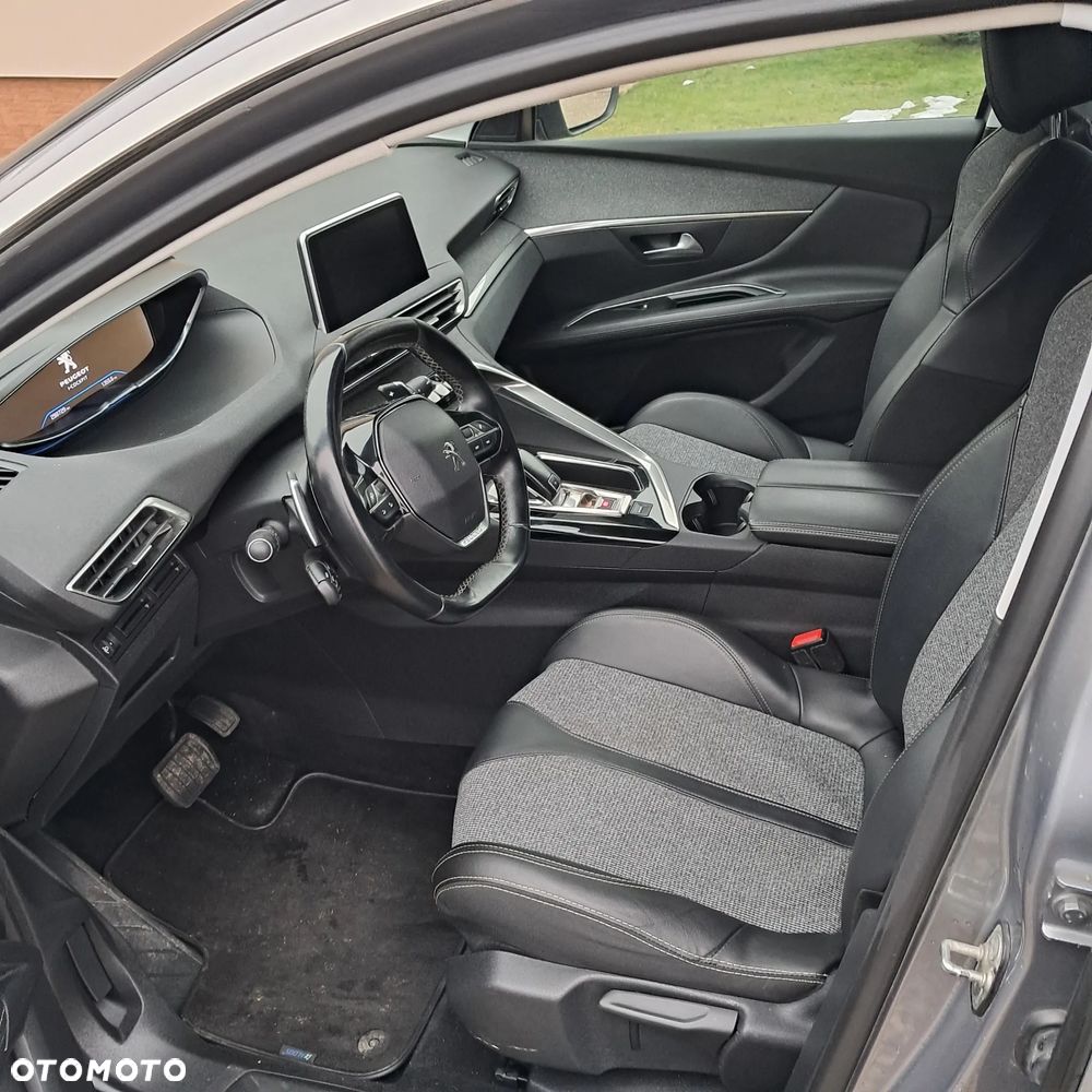 Peugeot 3008 BlueHDi 130 Stop & Start EAT8 Allure - 7