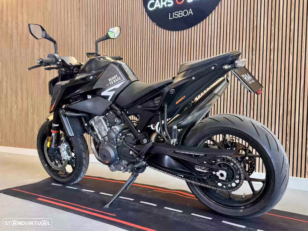 KTM Duke 890 - 9