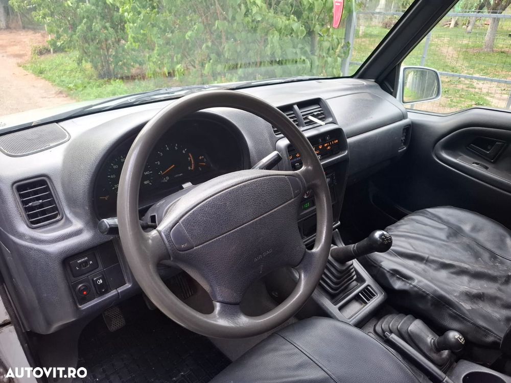 Suzuki Vitara - 12