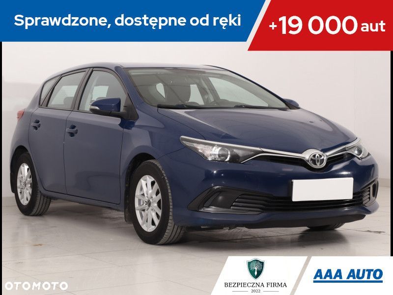 Toyota Auris - 1