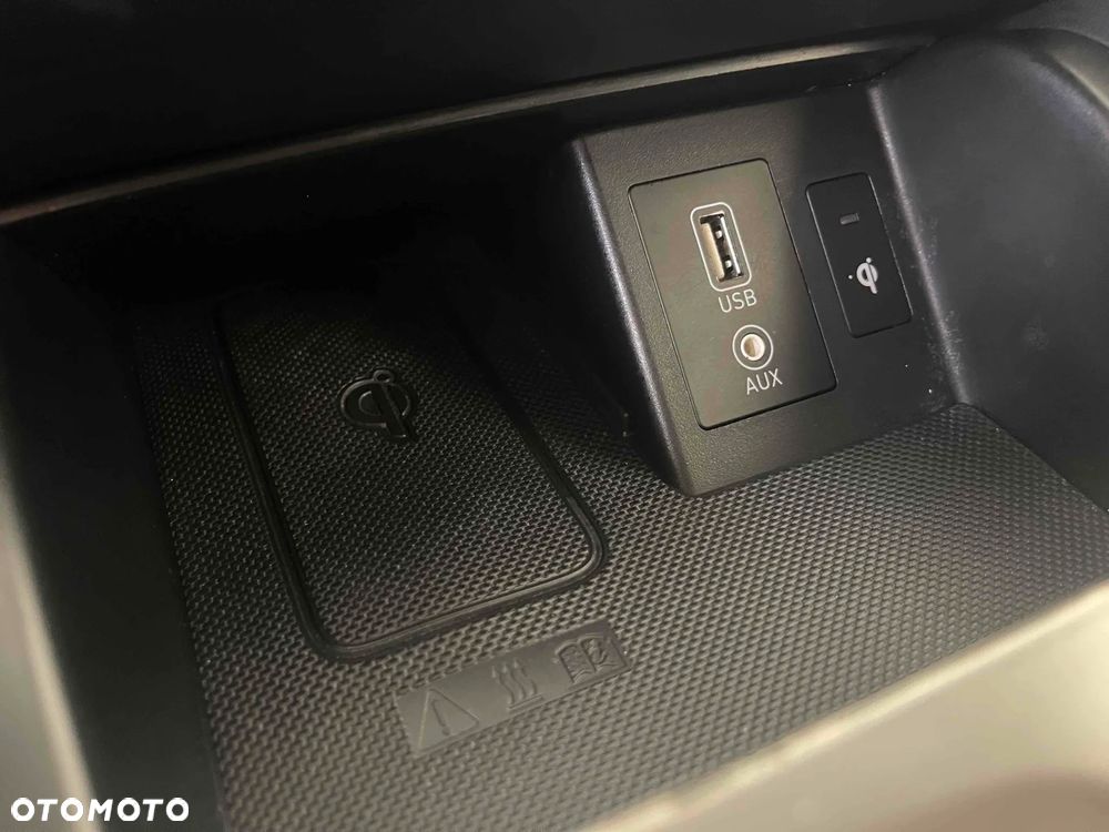 Hyundai Kona 39kWh Executive - 24