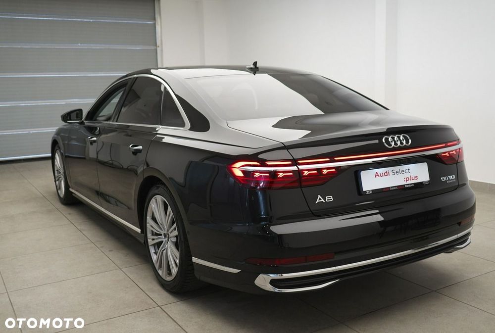 Audi A8 - 5