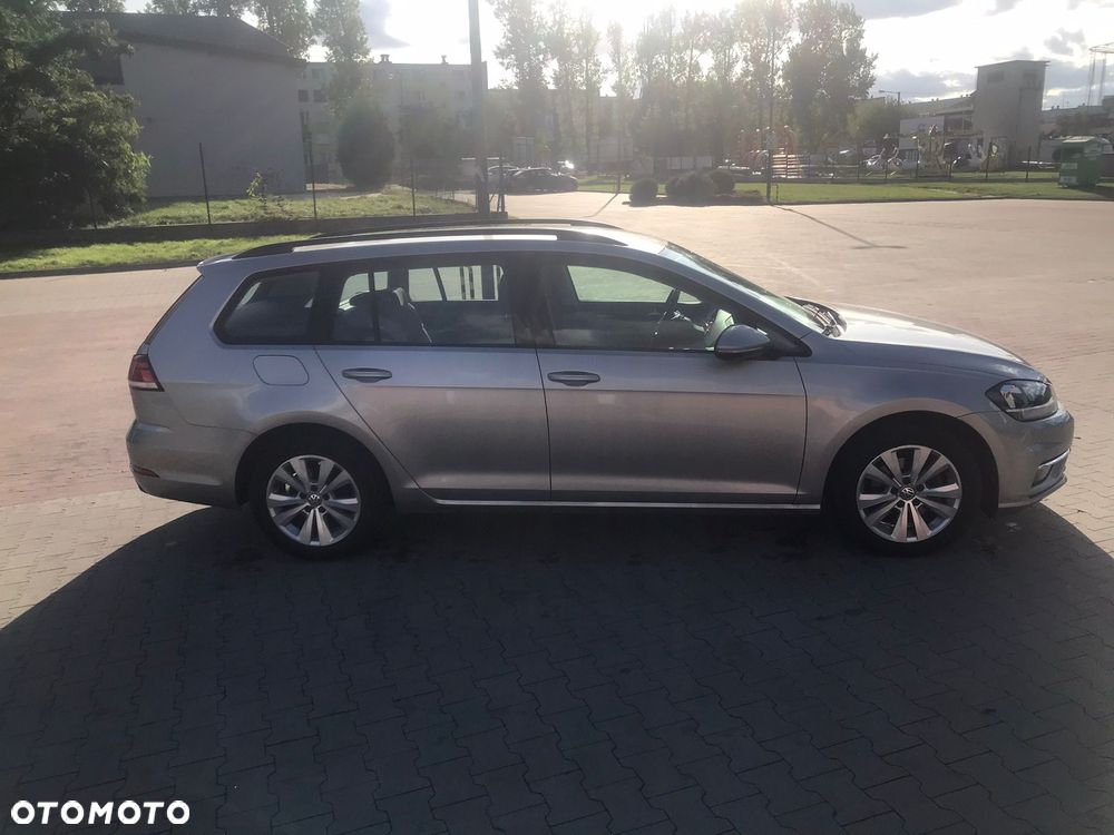 Volkswagen Golf 1.6 TDI BMT Comfortline - 4