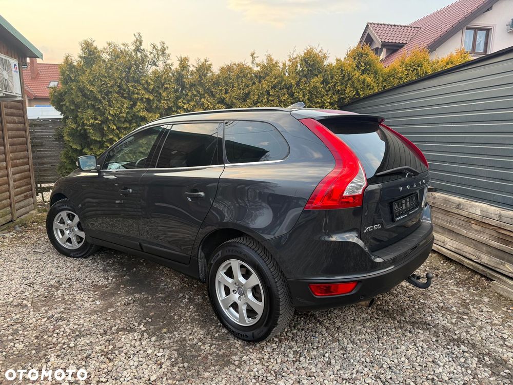 Volvo XC 60 DRIVe Momentum - 12