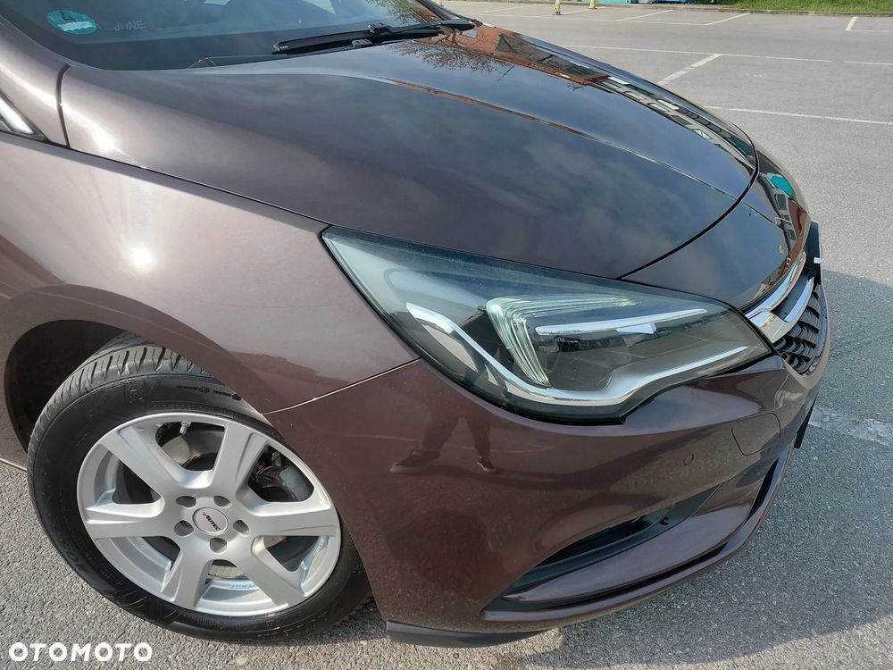 Opel Astra 1.4 Turbo Edition - 11