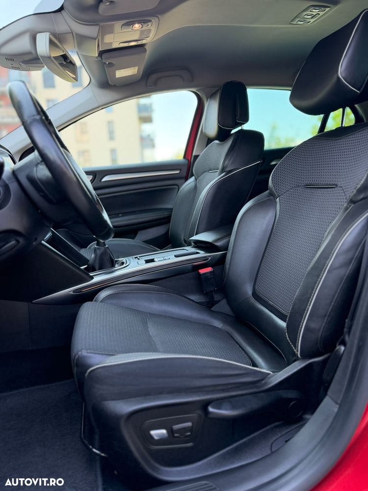 Renault Megane ENERGY dCi 110 Start & Stop Bose Edition - 8