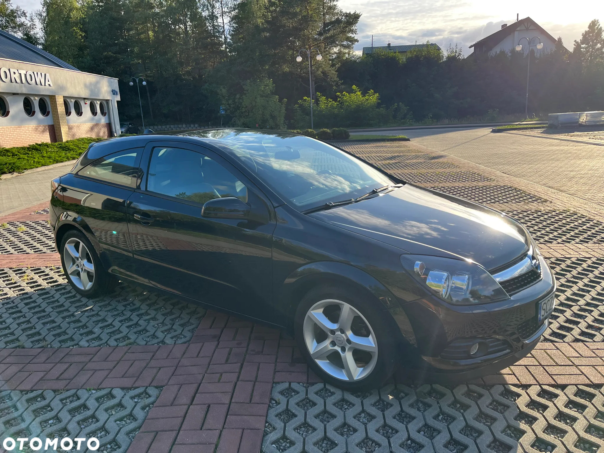 Opel Astra GTC 1.8 - 6