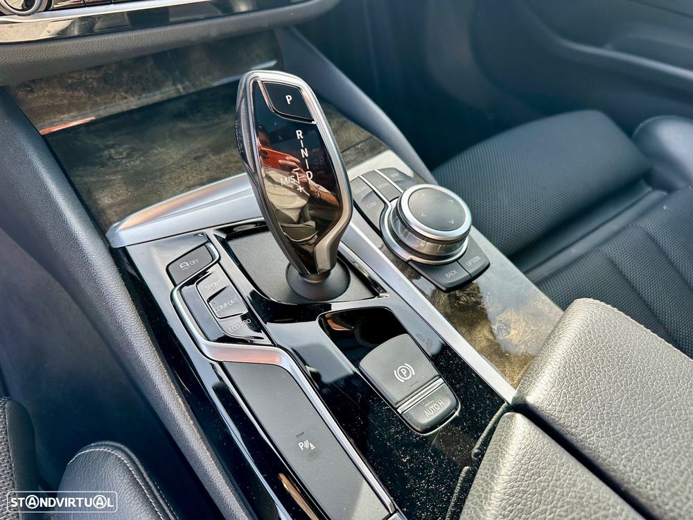 BMW 520 d xDrive Aut. M Sport Edition - 17