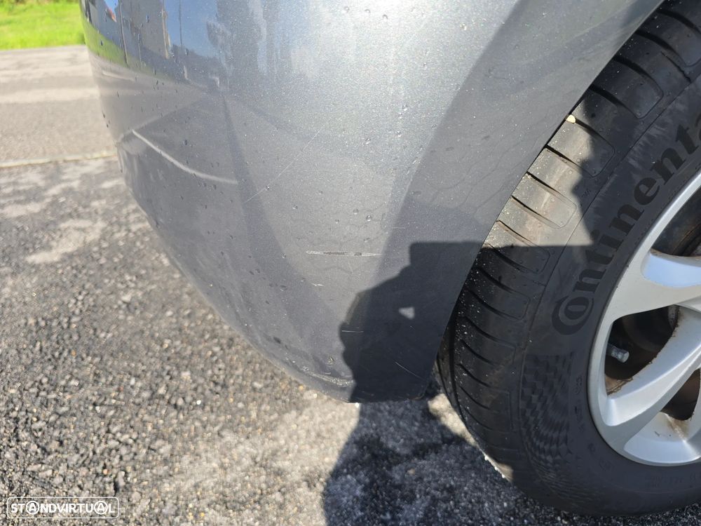 Peugeot 208 1.6 BlueHDi Active - 25