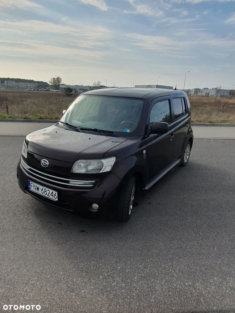 Daihatsu Materia 1.5 - 12