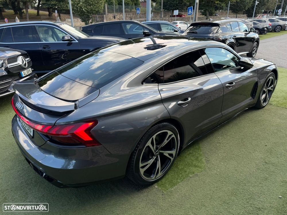 Audi e-tron GT quattro - 15