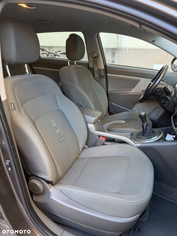 Kia Sportage - 14