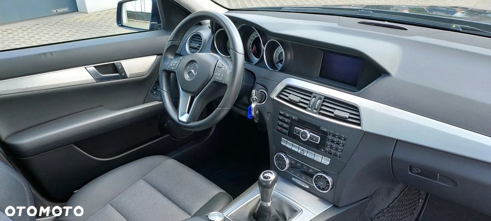Mercedes-Benz Klasa C - 38