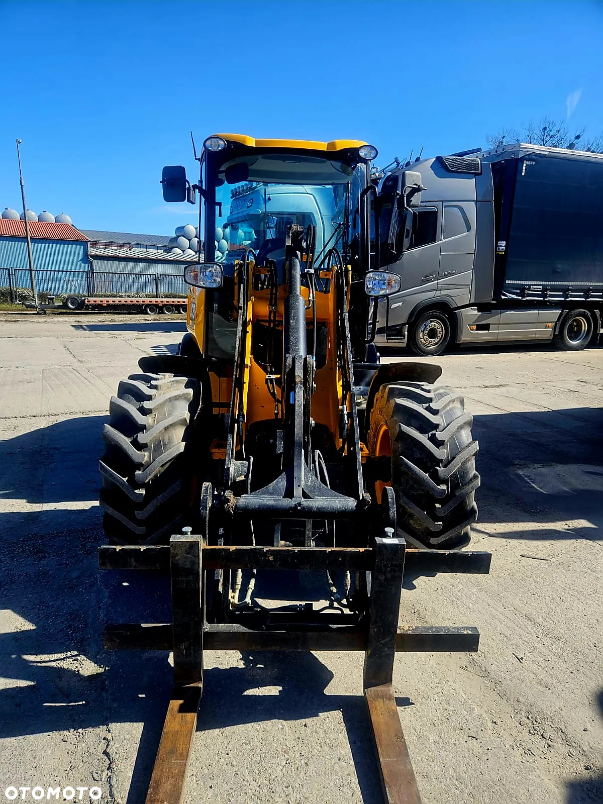 JCB 406 - 2