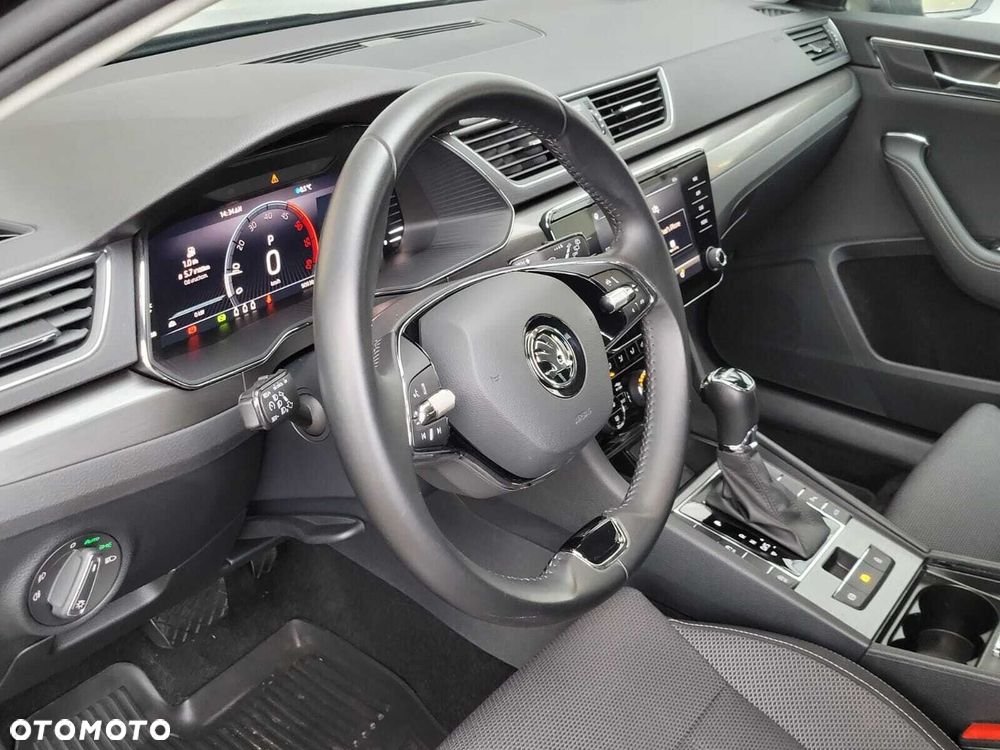 Skoda Superb 2.0 TDI SCR Style DSG - 7