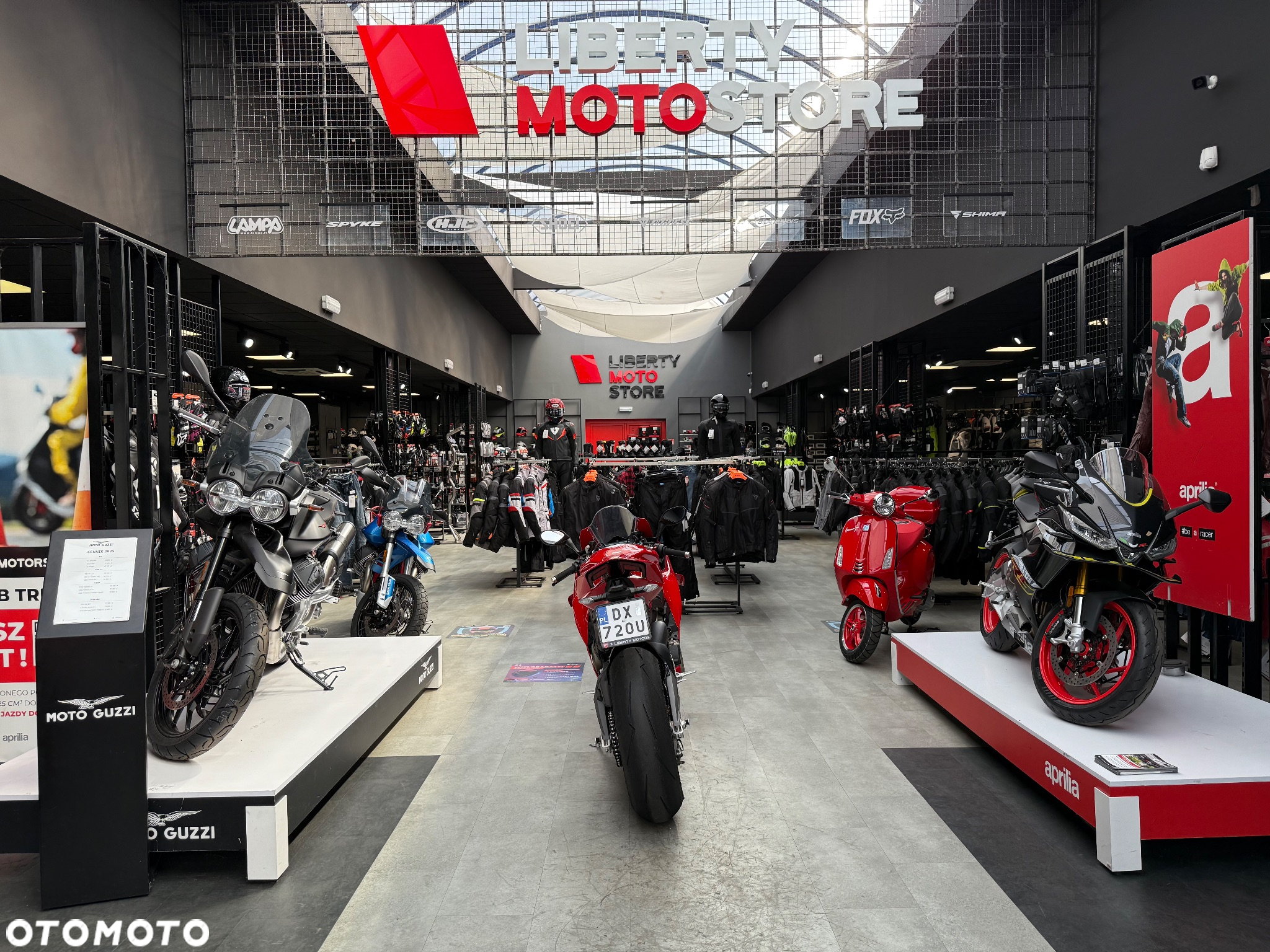 Ducati Panigale V4S - 4