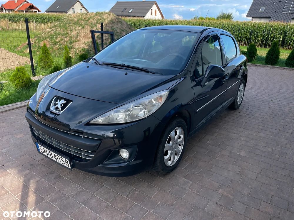 Peugeot 207 1.6 HDi Active - 1