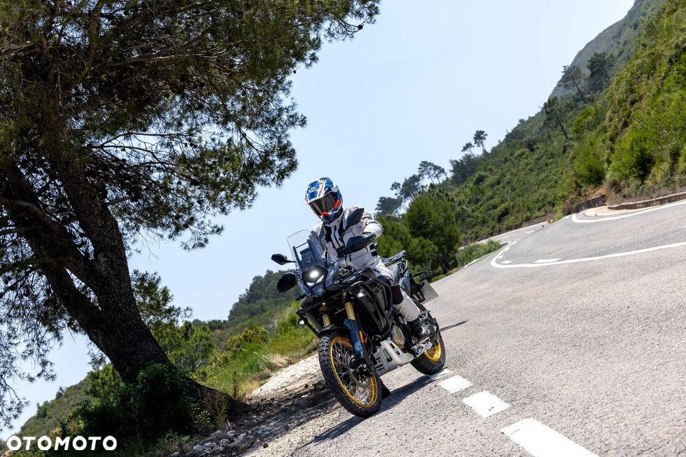 VOGE 800 Rally - 13
