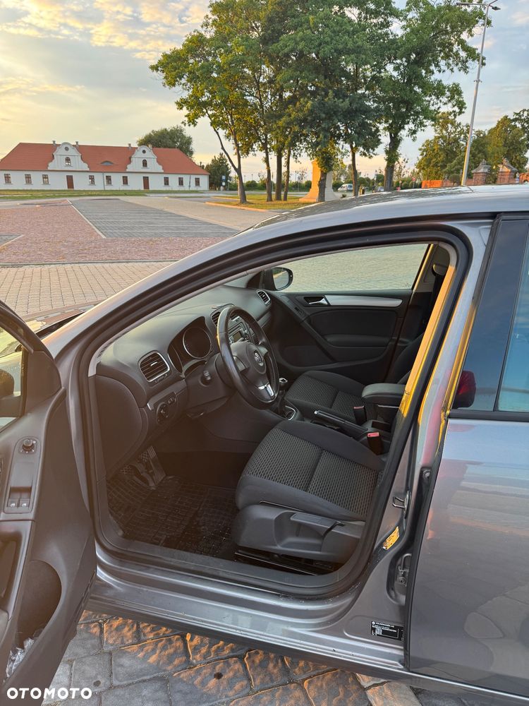 Volkswagen Golf 1.6 TDI BlueMot Comfortline - 6