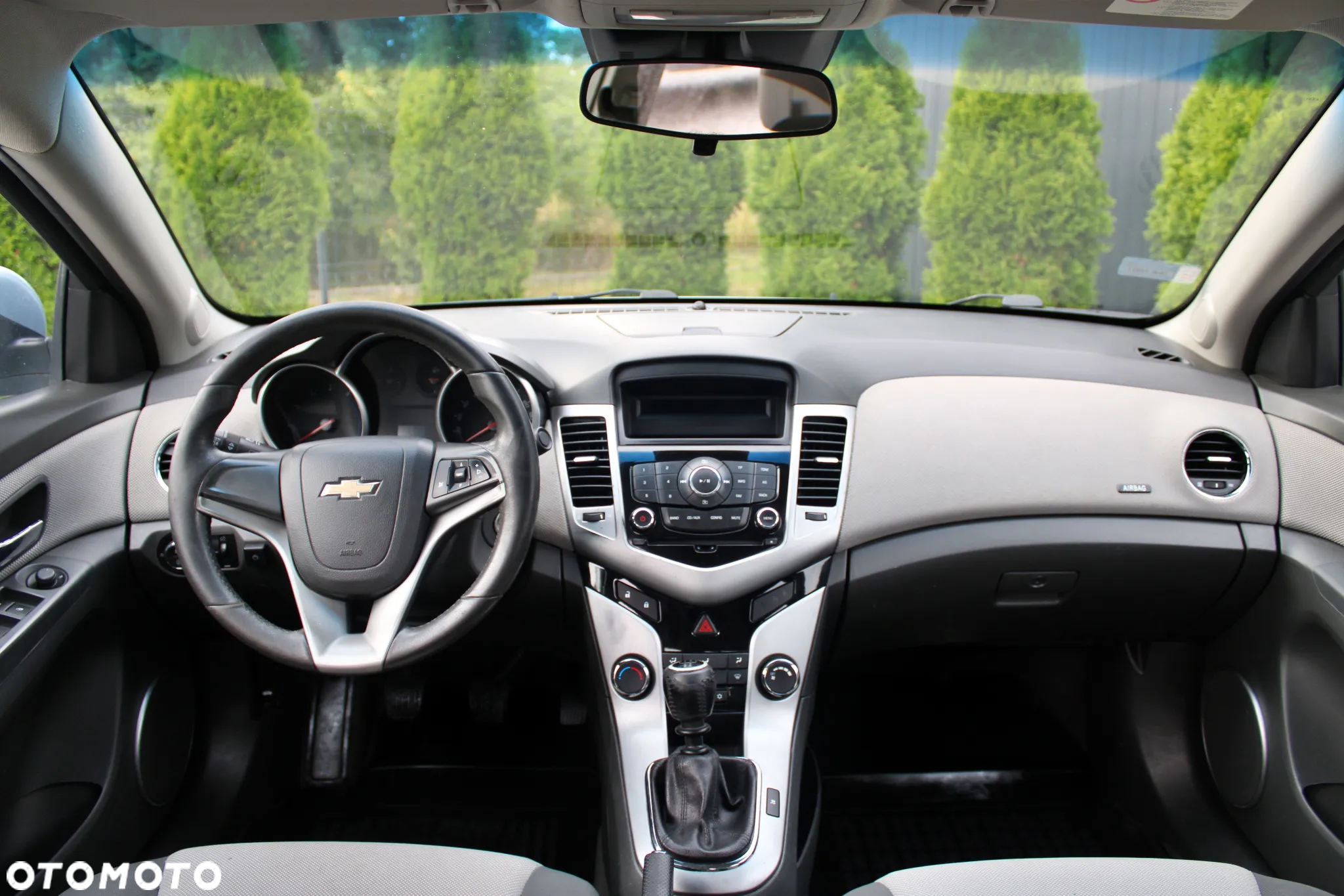 Chevrolet Cruze 1.6 LS - 25