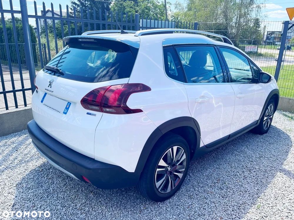 Peugeot 2008 2017 photo 3