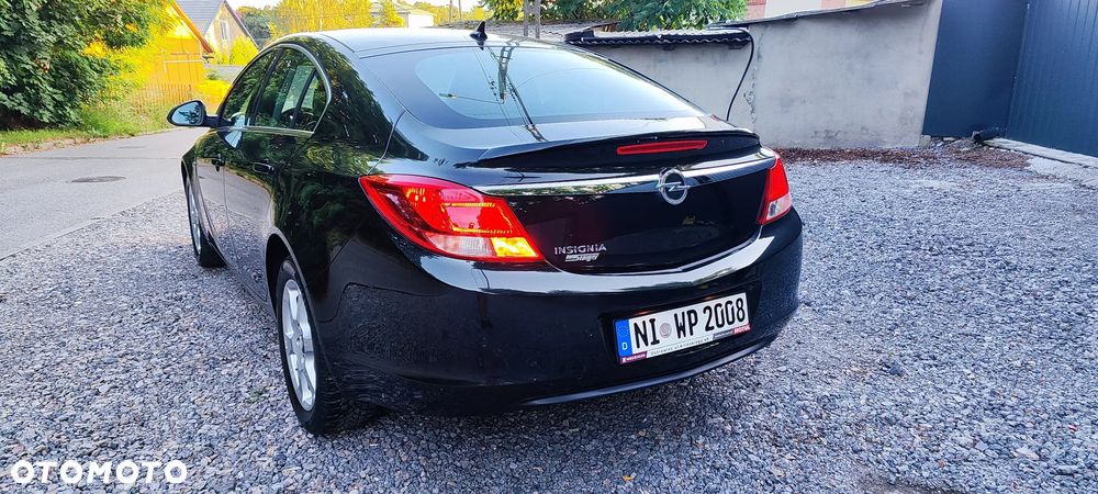 Opel Insignia 1.8 Executive - 35