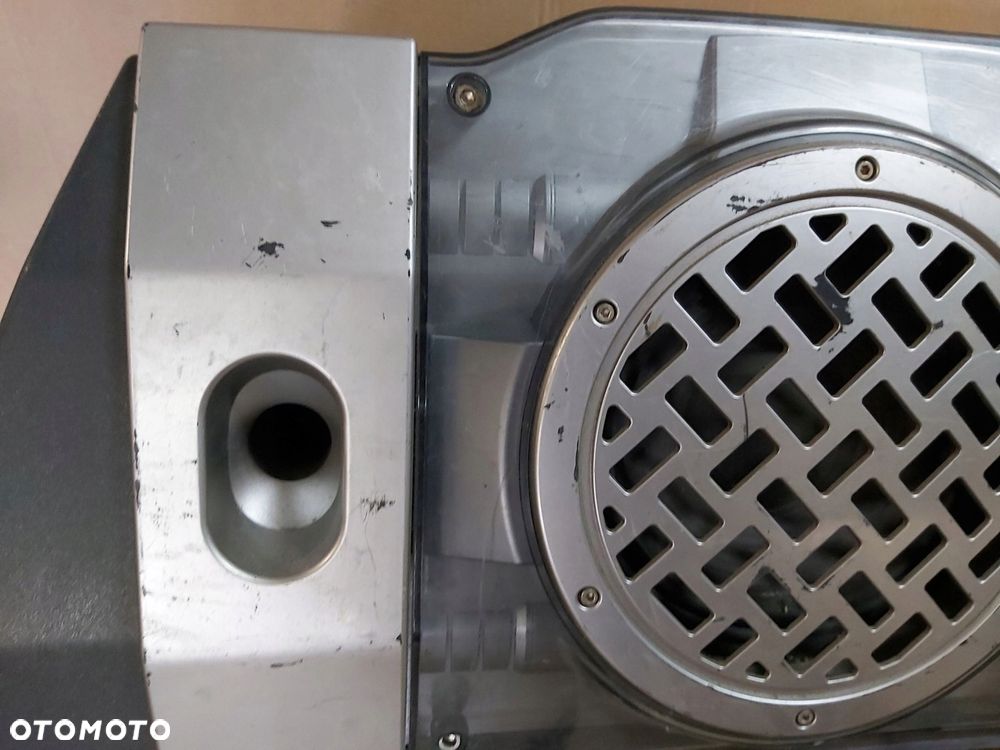Toyota FJ Cruiser wzmacniacz subwoofer box głośnik - 3