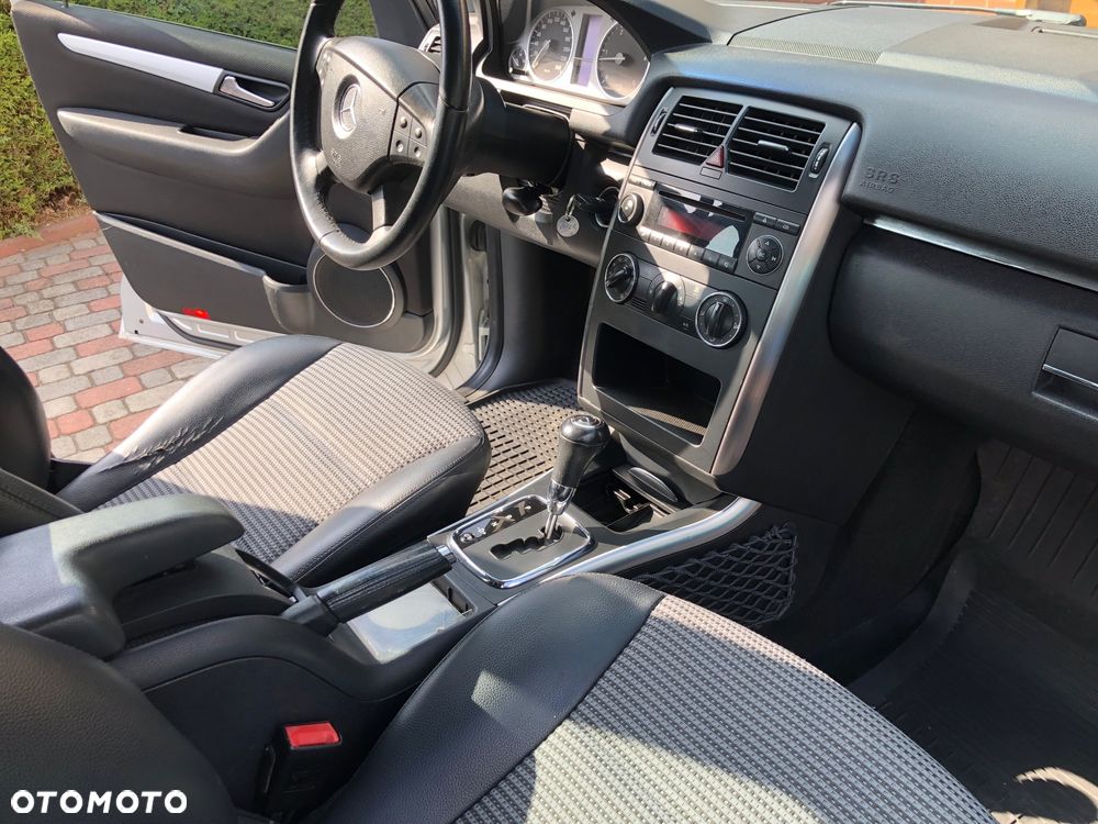 Mercedes-Benz Klasa B - 16