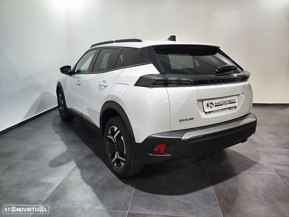 Peugeot 2008 1.2 PureTech Allure - 32
