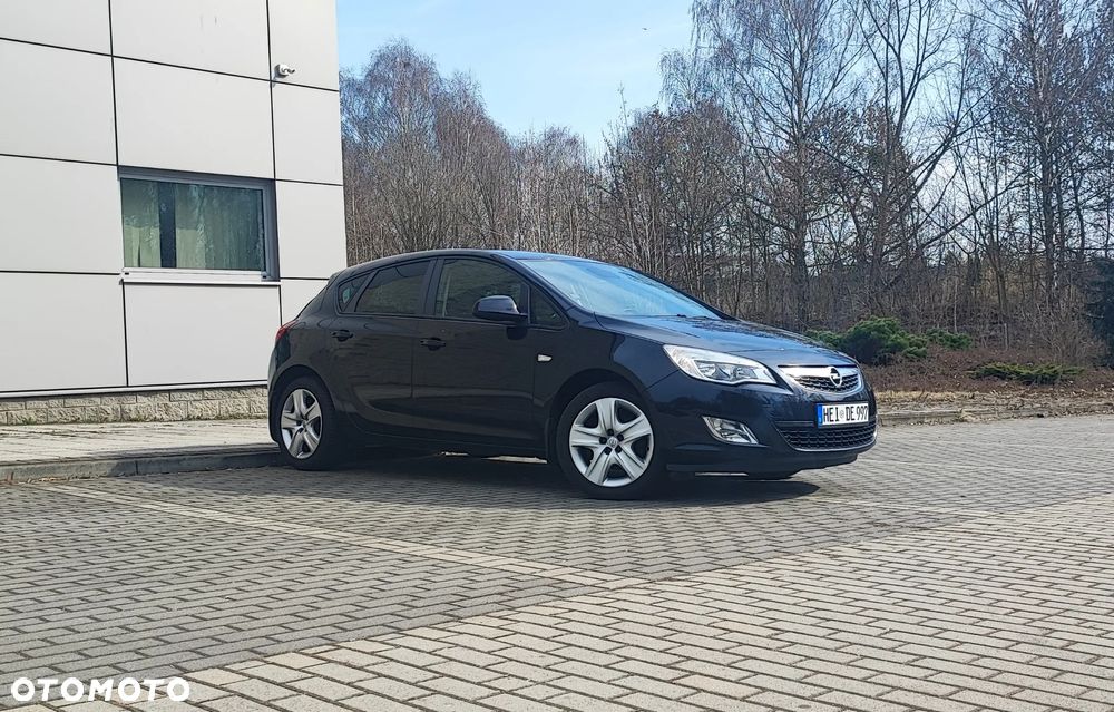 Opel Astra 1.4 Turbo Selection - 4
