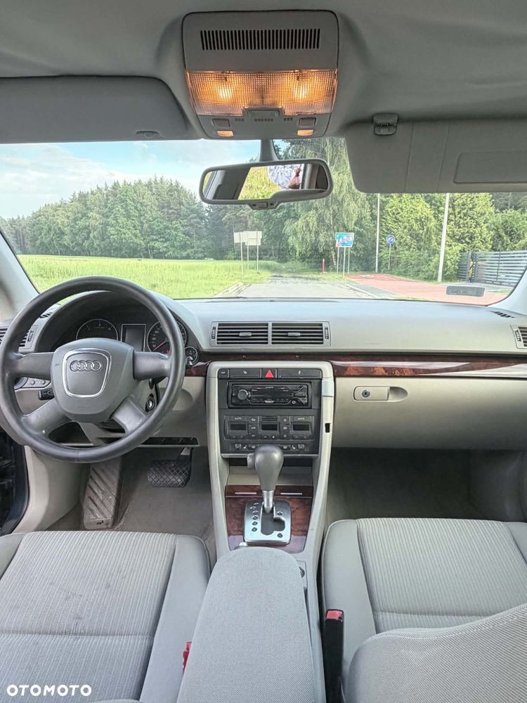 Audi A4 Avant - 4