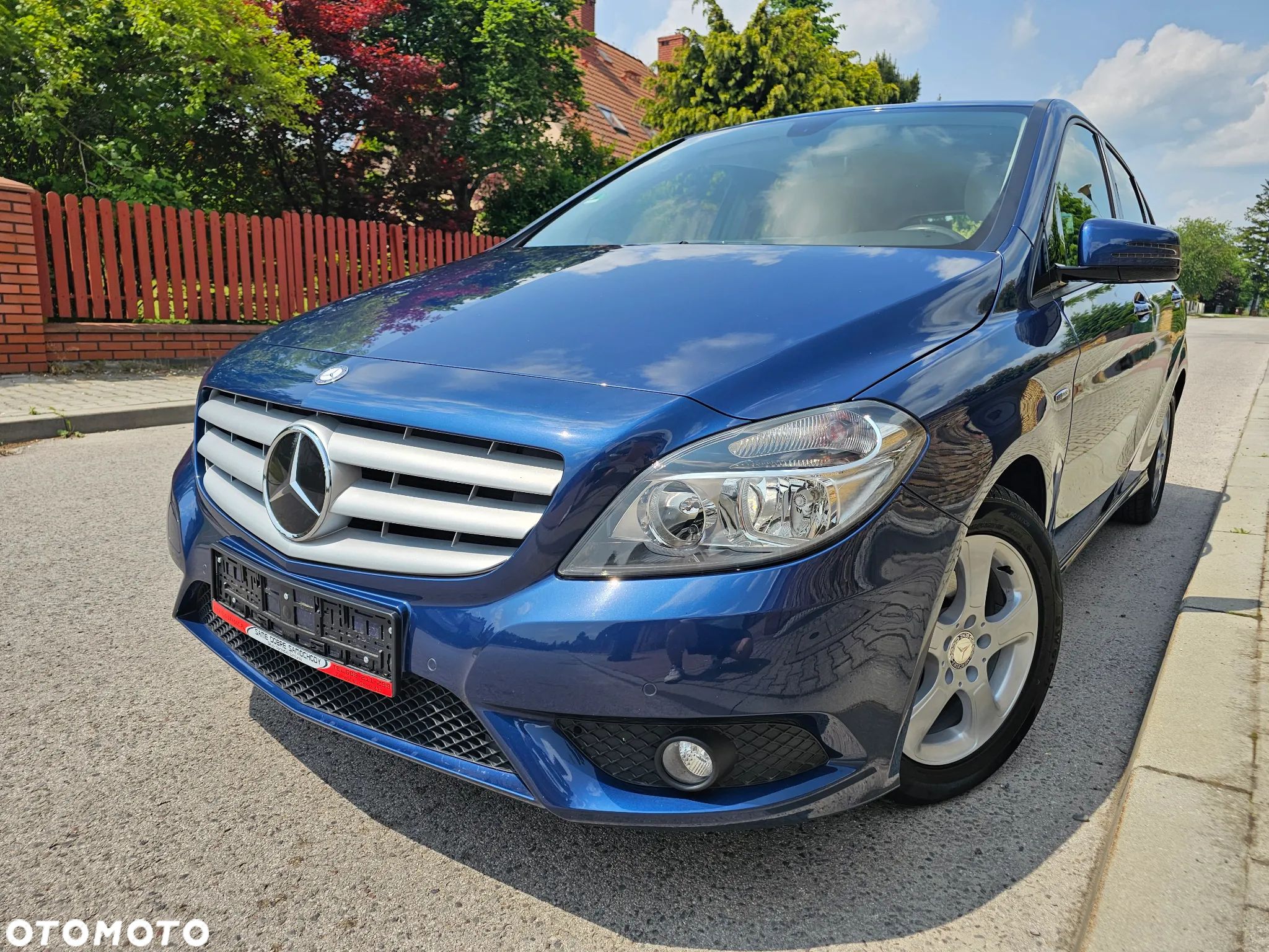 Mercedes-Benz Klasa B 180 Edition - 1