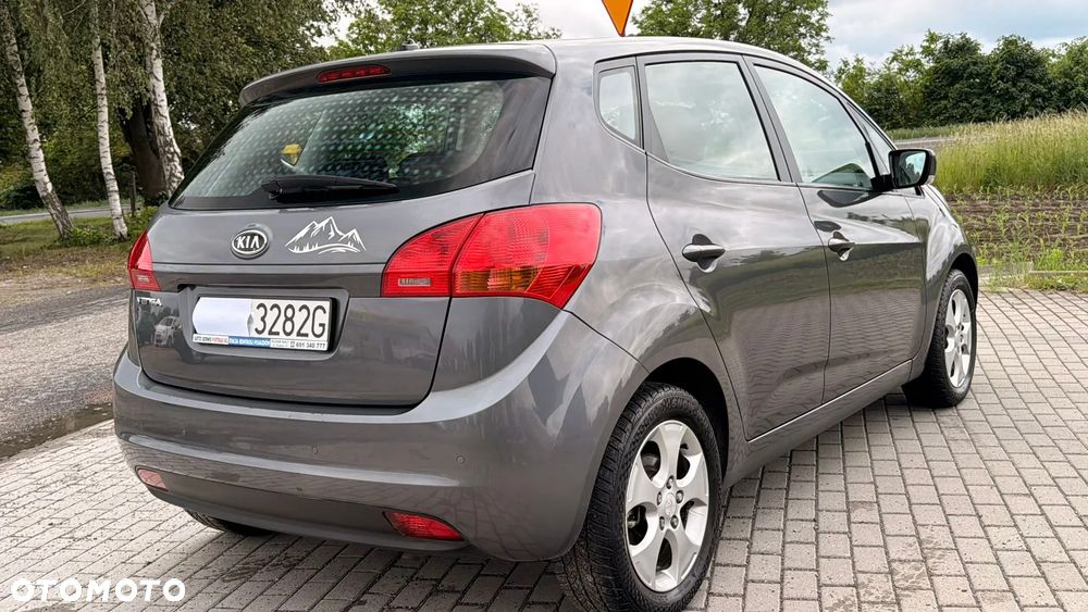 Kia Venga 1.6 L - 18