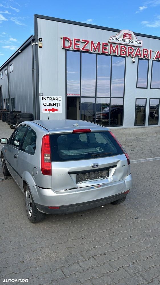 Dezmembram Ford Fiesta 1.4 Diesel din 2004 - 3