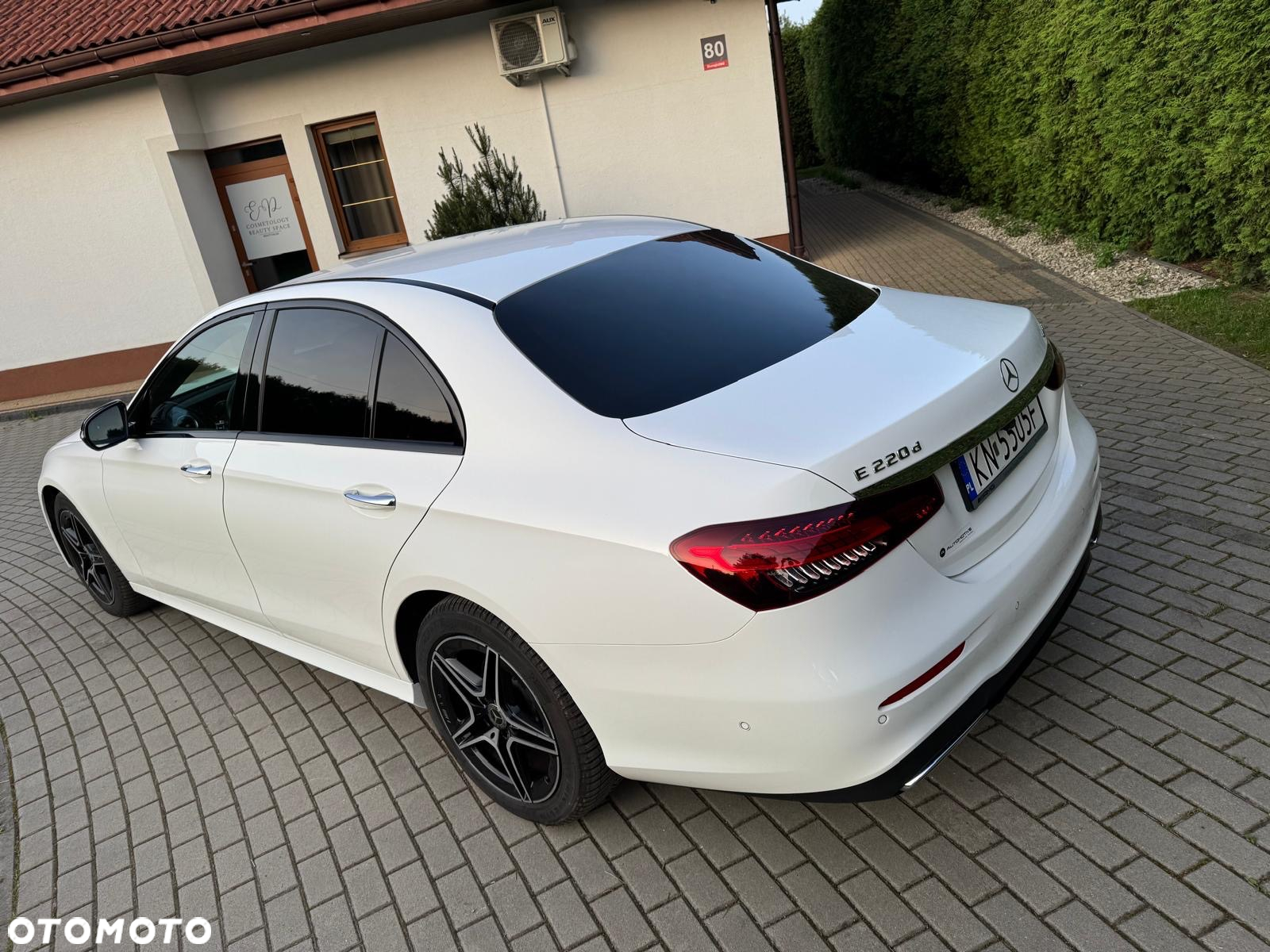 Mercedes-Benz Klasa E 220 d Coupe 4-Matic AMG - 13