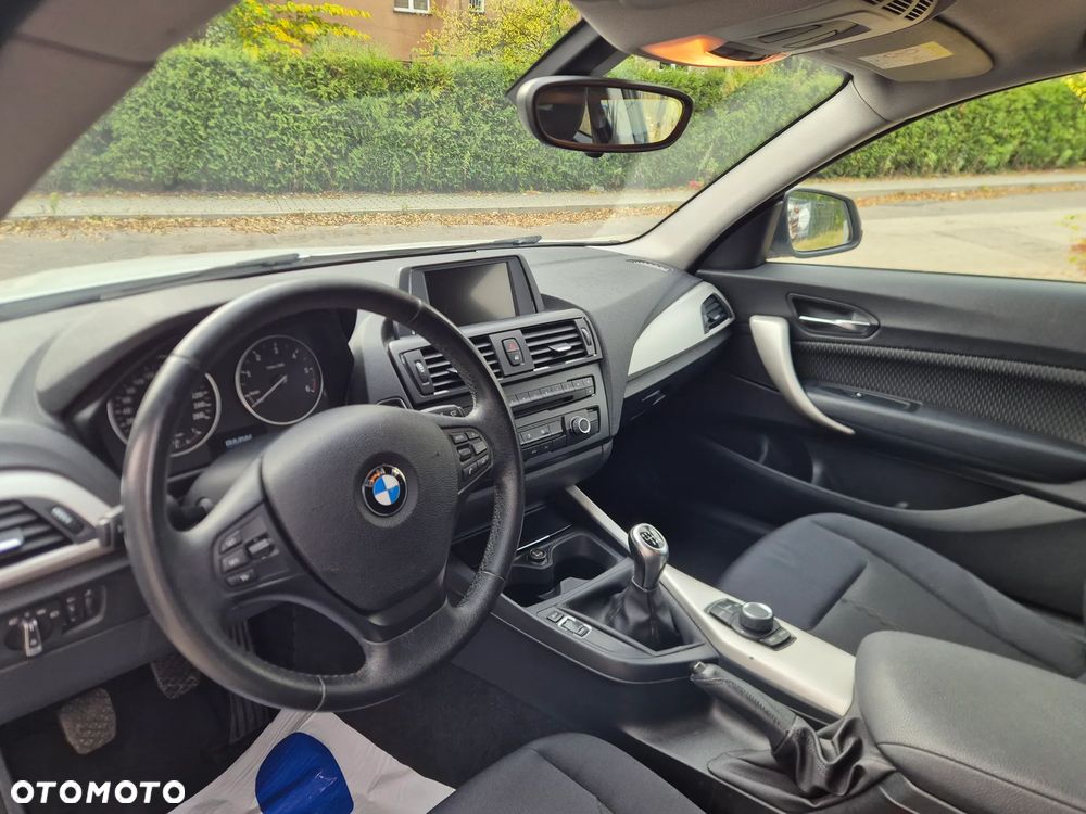 BMW Seria 1 114d - 10