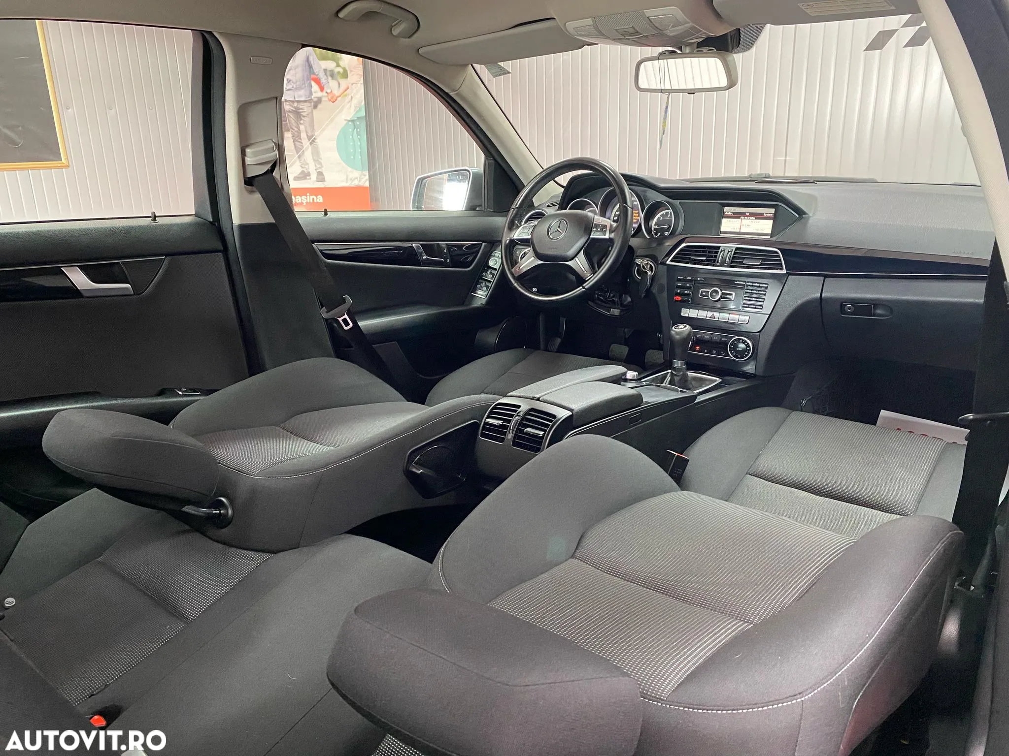 Mercedes-Benz C - 15