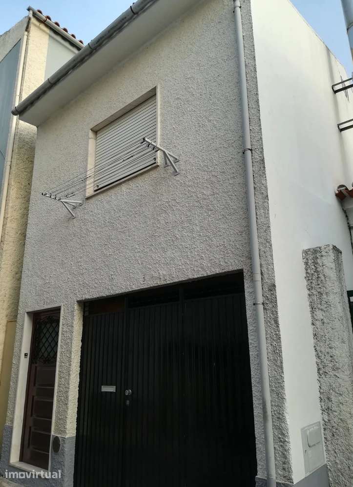 Moradia T4 com garagem  em Cernache (a poucos minutos de Coimbra) - Grande imagem: 2/25