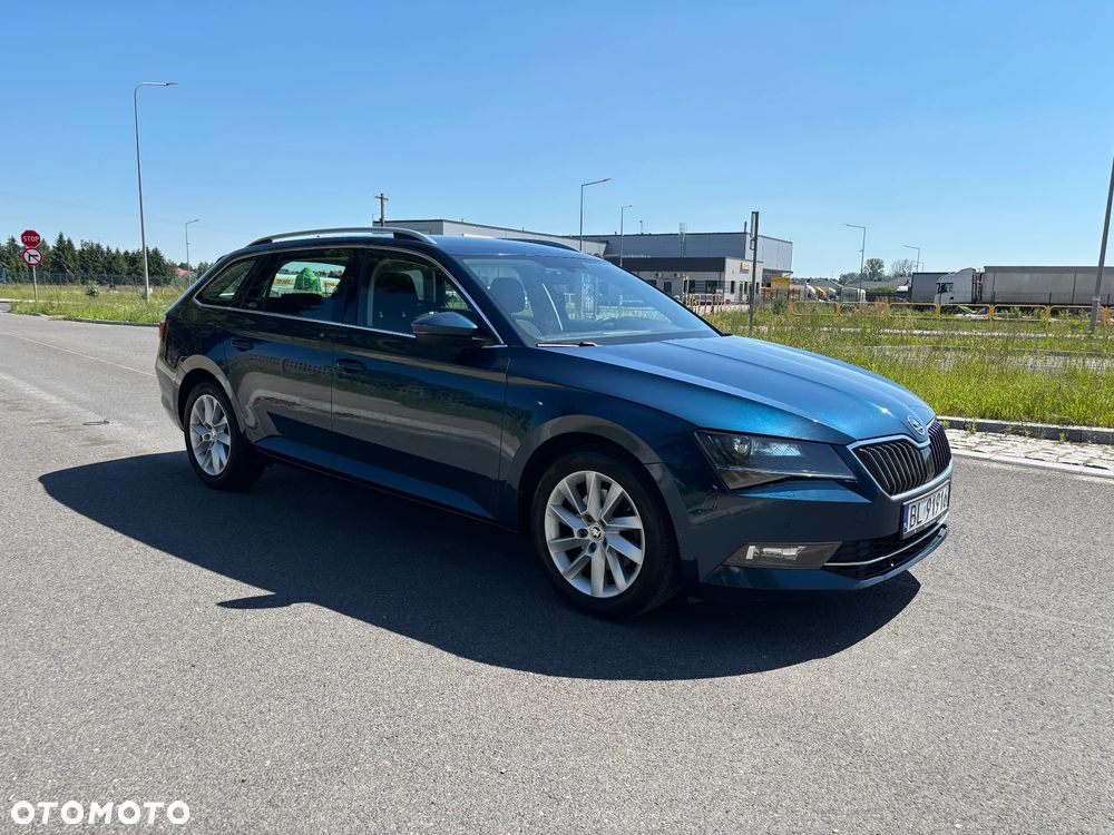 Skoda Superb 2.0 TDI Ambition - 11