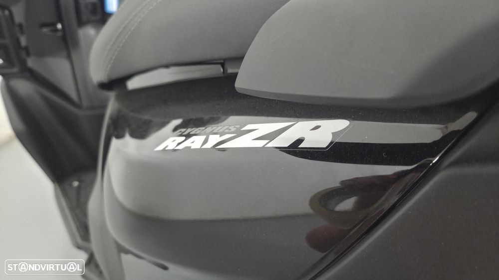 Yamaha RayZR 125 - 10