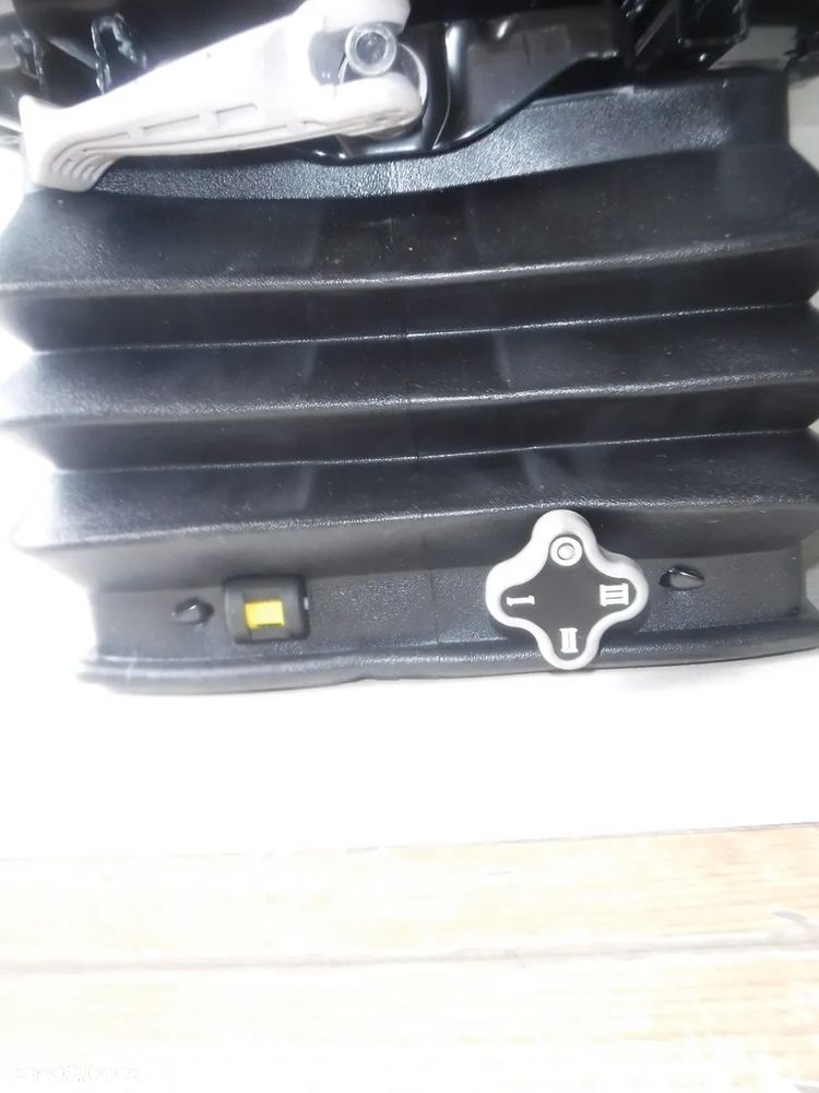 nowy fotel grammer compacto basic  m msg83/521 - 8