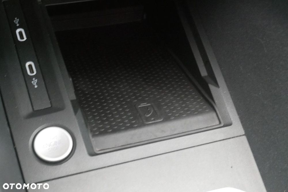 Ford Tourneo Connect - 24
