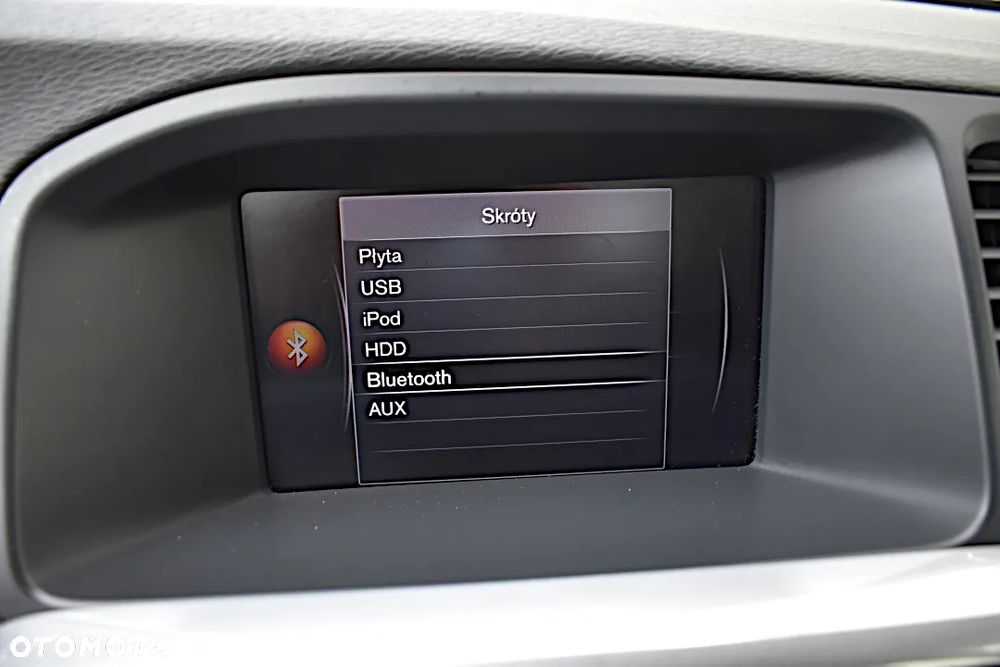Volvo V60 D4 Geartronic R-Design - 22