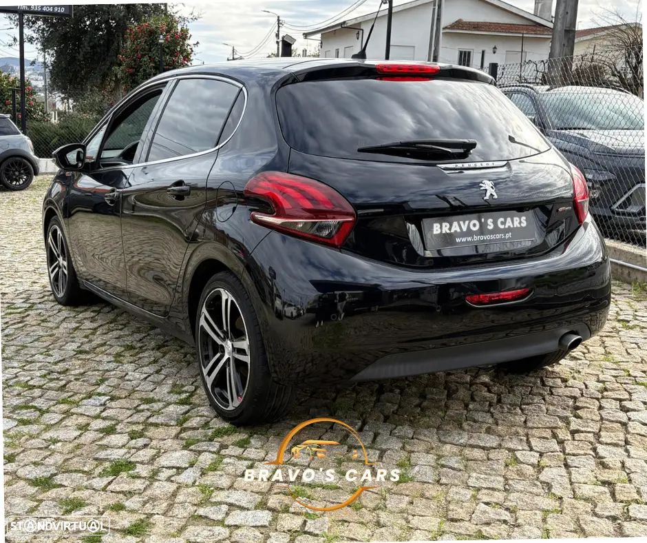 Peugeot 208 - 7