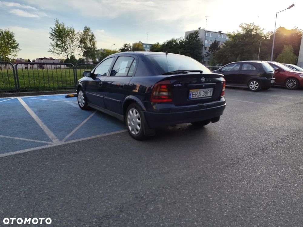 Opel Astra 1.4 NJoy - 3