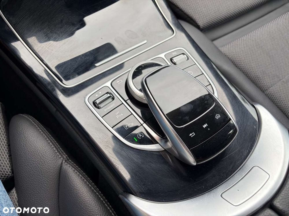 Mercedes-Benz Klasa C 220 d 9G-TRONIC Exclusive - 27