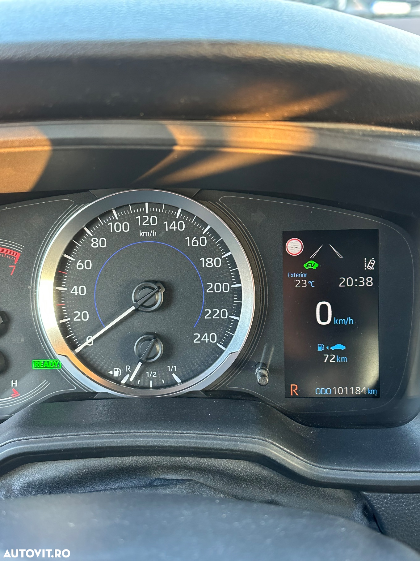 Toyota Corolla - 22