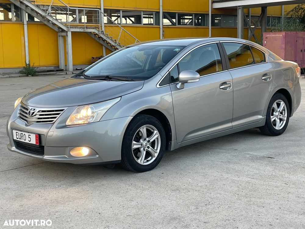 Toyota Avensis - 3