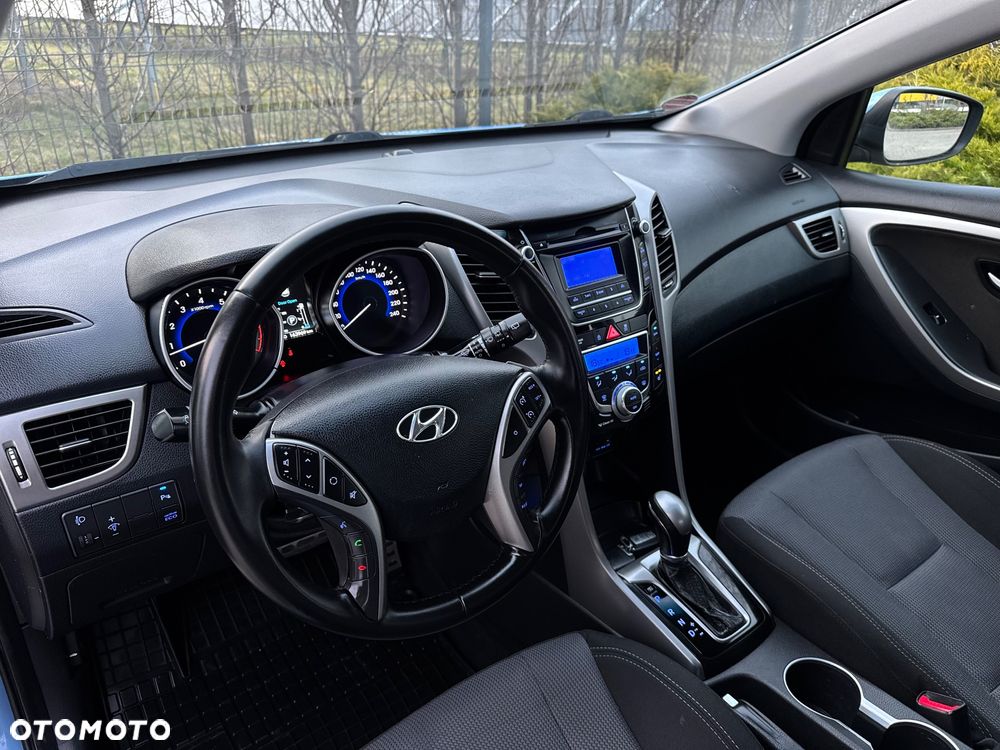 Hyundai i30 1.6 Automatik Style - 34