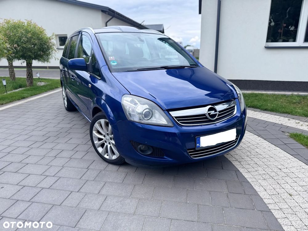Opel Zafira 1.7 CDTI Cosmo - 4